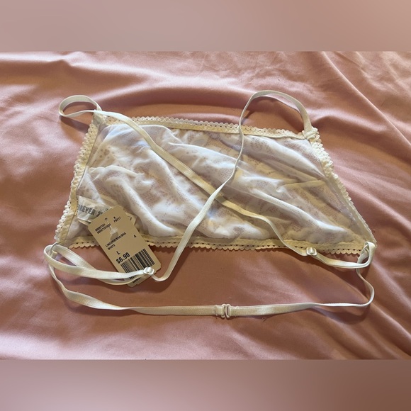 4 super cute and sexy bralettes - Picture 8 of 8